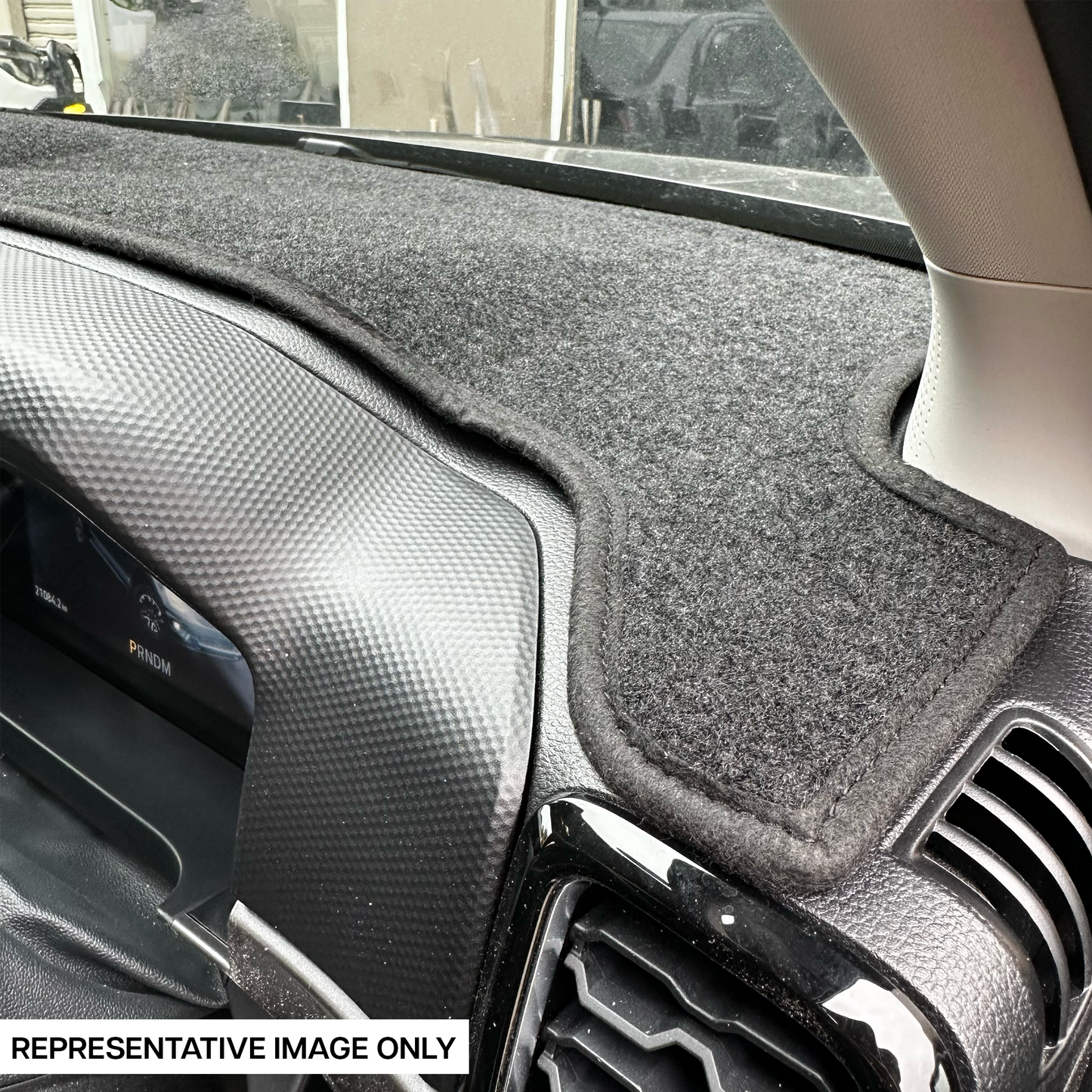 Isuzu DMAX SX 2021+ | MUDTAMER Dash Mat