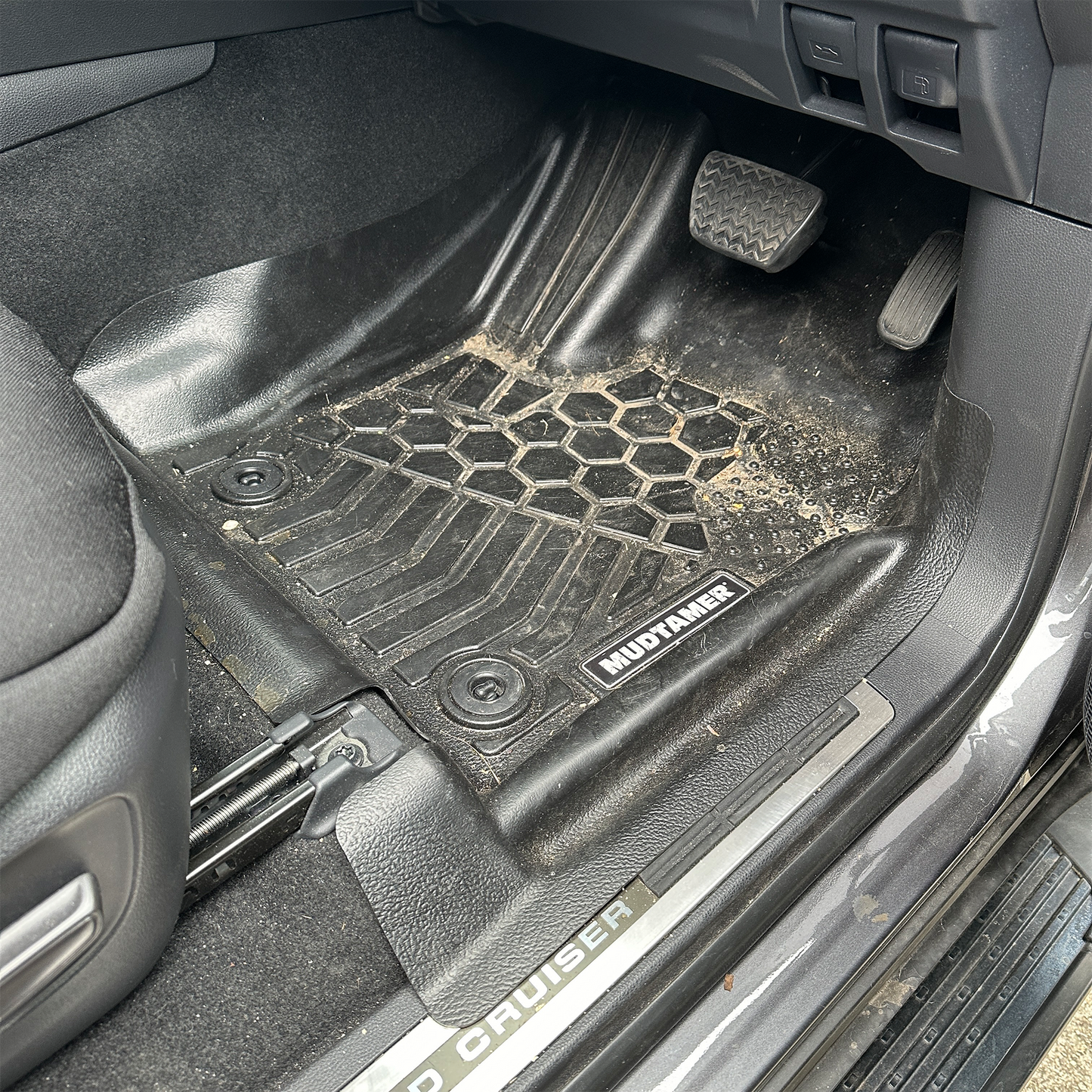 Toyota LandCruiser 300 Series 2021+ | MUDTAMER Floor Mats